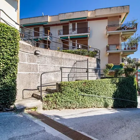 Apartment Le Pleiadi By Portofinovacanze Rapallo