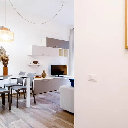 Apartment Le Pleiadi By Portofinovacanze Rapallo